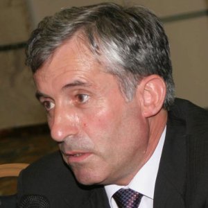 PROF. DR. ENVER BYTYÇI