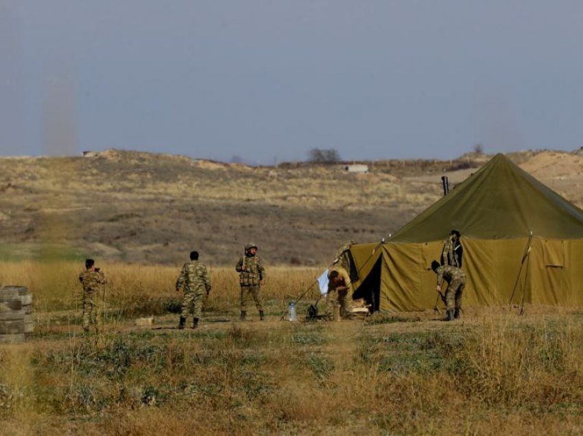 HRW: Azerbajxhani po i keqtrajton të burgosurit armenë të luftës