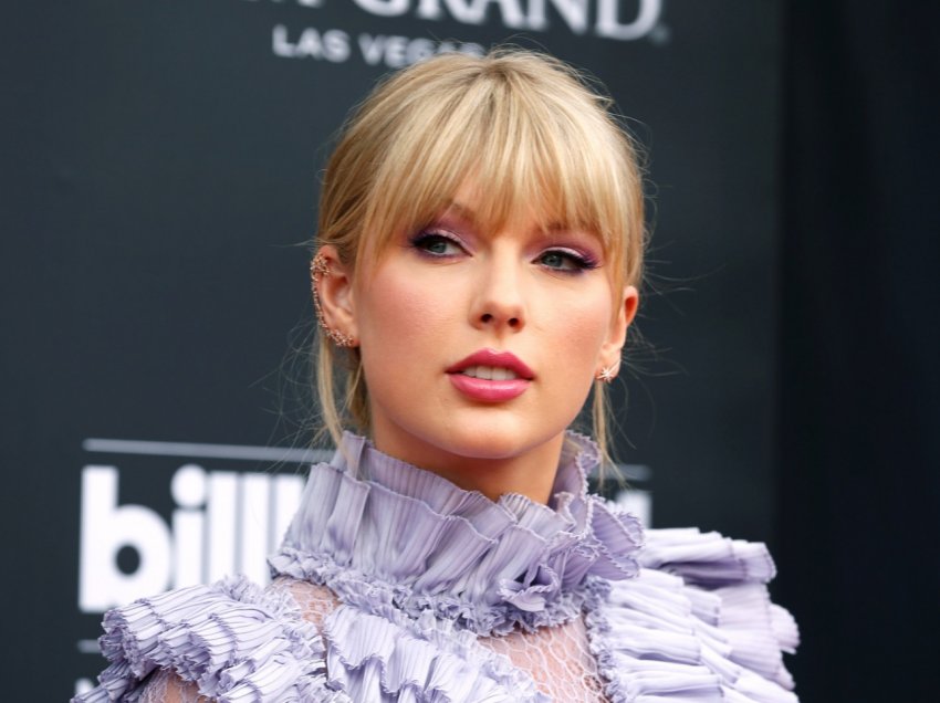 Biografia e Taylor Swift, nga një çapkëne, në një këngëtare e famshme