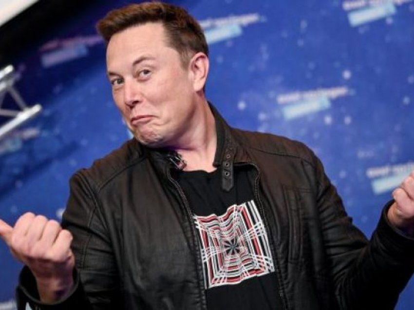 Elon Musk tallet me vaksinat