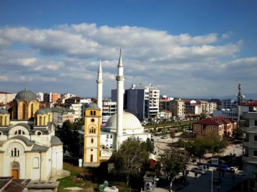 Shantazhonte dhe i kërkonte para një burri, arrestohet ferizajasja