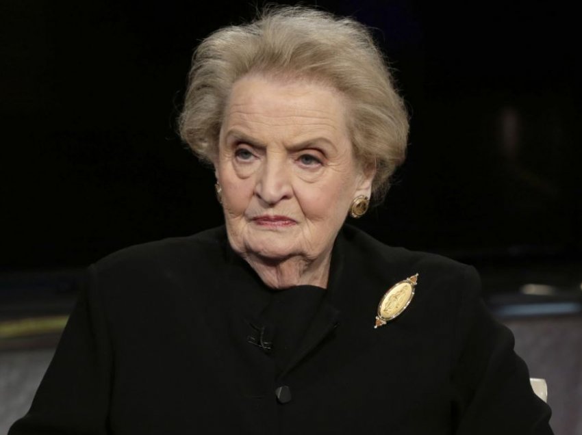 Albright: Serbia nuk ka drejtë të vetos, Kosova ka të drejtë të mbrohet