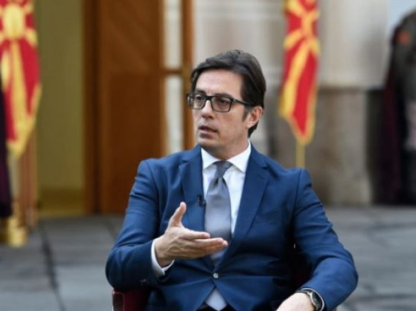 Presidenti Pendarovski: Do të doja të jem i pari që do vaksinohet në vendin tonë