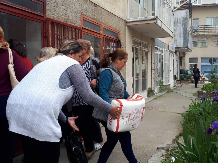 Momenti për ta ngritur humanizmin dhe solidaritetin, shumë familje po përballen me skamje!