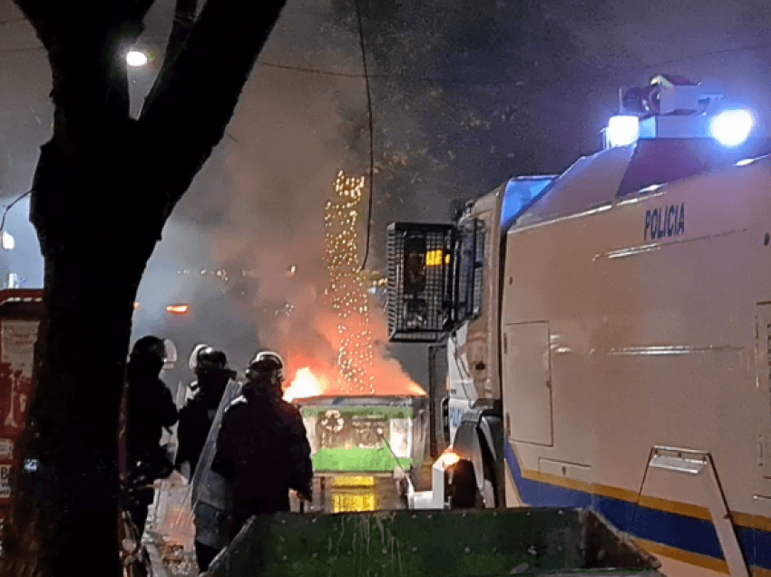 Protesta/ 59 të arrestuar dhe 116 të proceduar në Tiranë