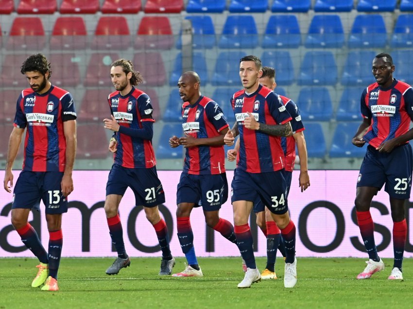 Crotone 'shtyp' Spezian 