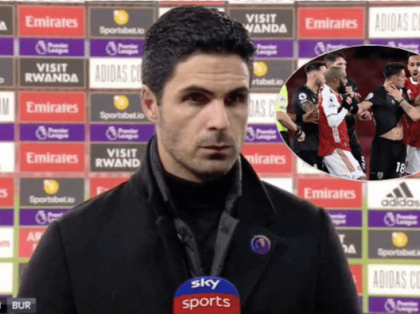 Arteta me kritika të ashpra për Granit Xhakën në kartonin e kuq të pranuar në humbjen e Arsenalit përballë Burnleyt