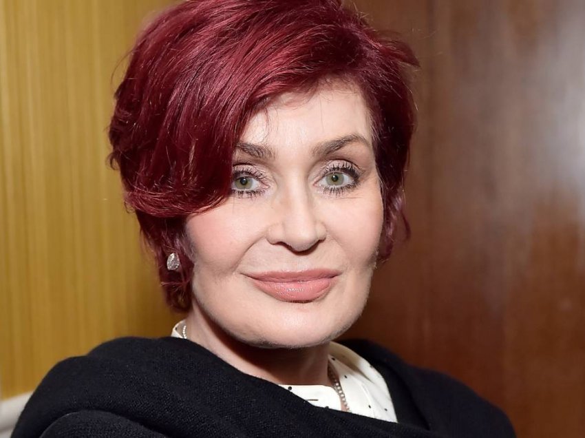 Sharon Osbourne shtrihet në spital pas infektimit me COVID-19