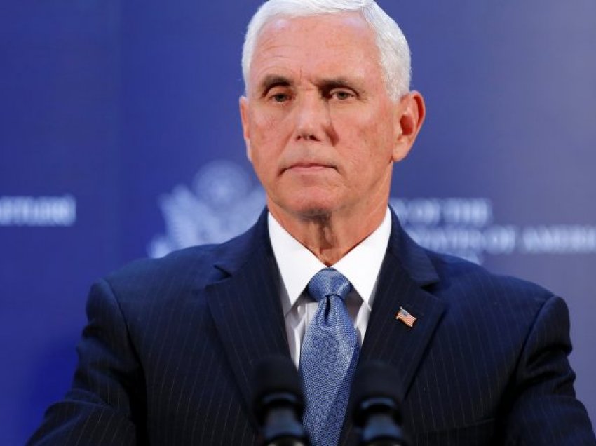 Pence dërgohet në strehën e sigurt, kështu reagon Trump 