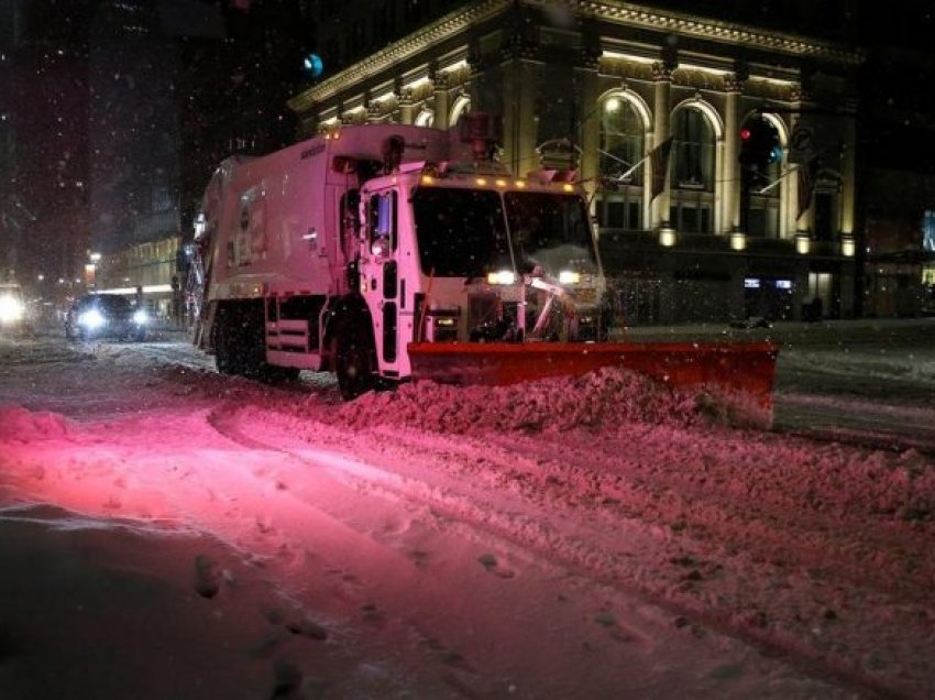 Stuhia e borës shkakton një situatë kaotike në SHBA, dhjetëra aksidente trafiku – raportohet edhe për të vdekur