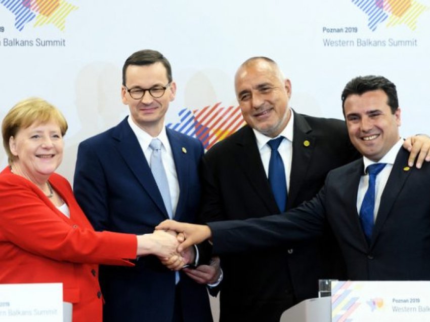 Qeveria e Bullgarisë: Merkel dhe Borissov vazhdimisht bisedojnë, që të dy dëshirojnë zgjidhje me Shkupin