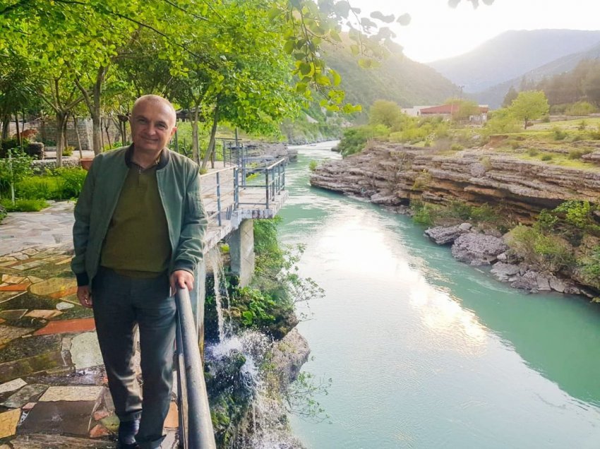  Presidenti Meta pro shpalljes së luginës së Vjosës ‘Park Kombëtar’