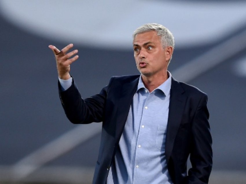 Mourinho nuk i pranon kritikat për stilin e lojës 