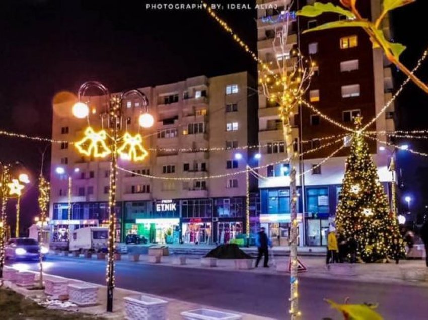 Parkingun e komunës, kryetari i Suharekës e lëshon për bashkëatdhetarët