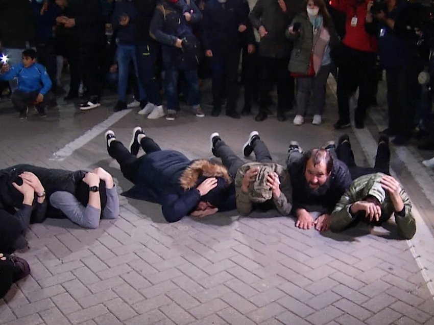 S’ka procedim për policët dhunues gjatë protestave