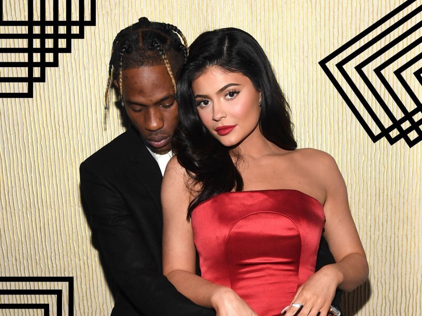 Kylie Jenner dhe Travis Scott bëhen bashkë 