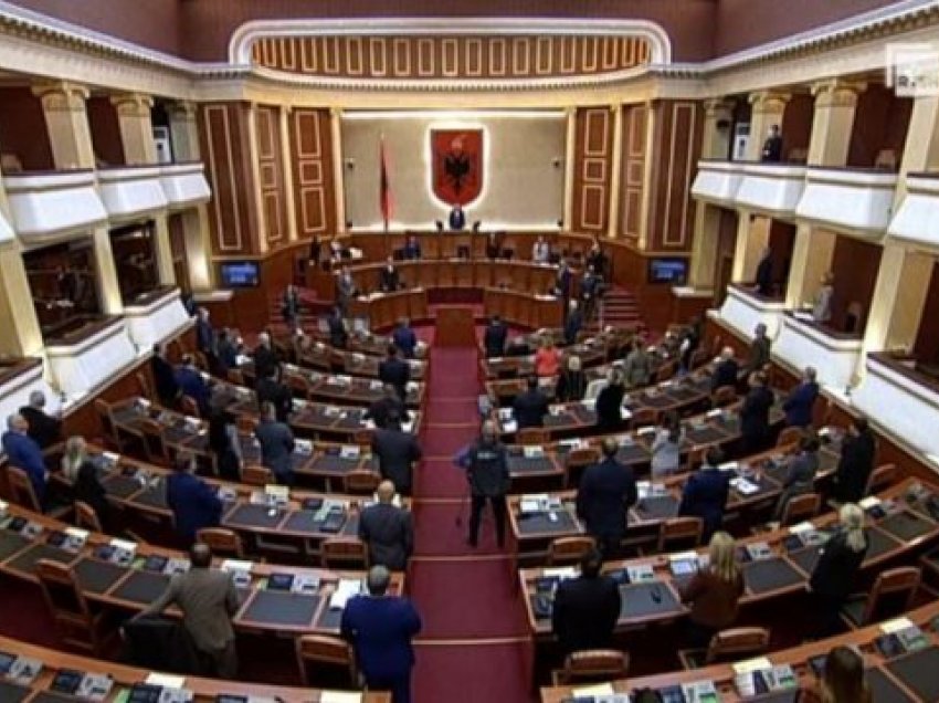 2021, pak parlament dhe shumë fushatë