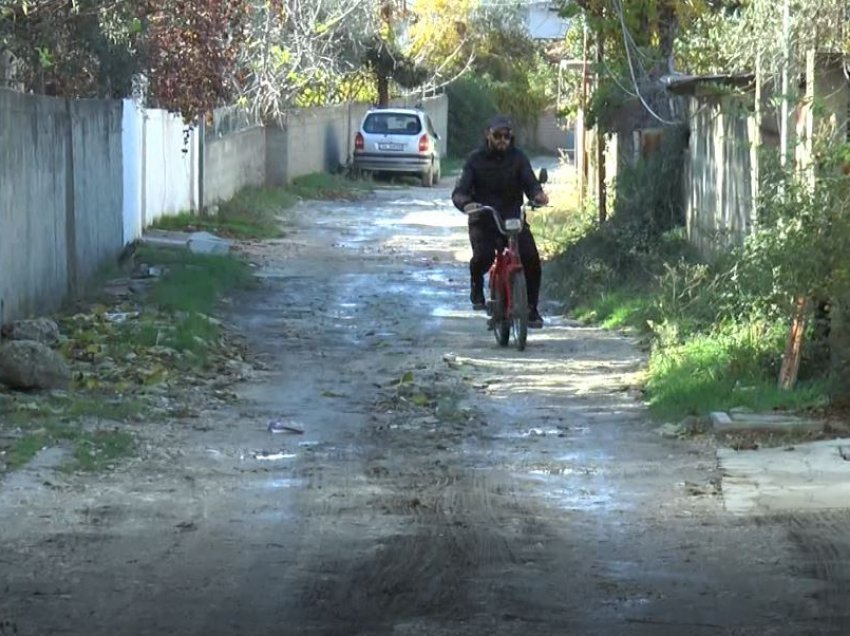 “Pishman për votën” Dritan Lelit, banorët e lagjes “Kushtrimi” të zhgënjyer nga Kryebashkiaku