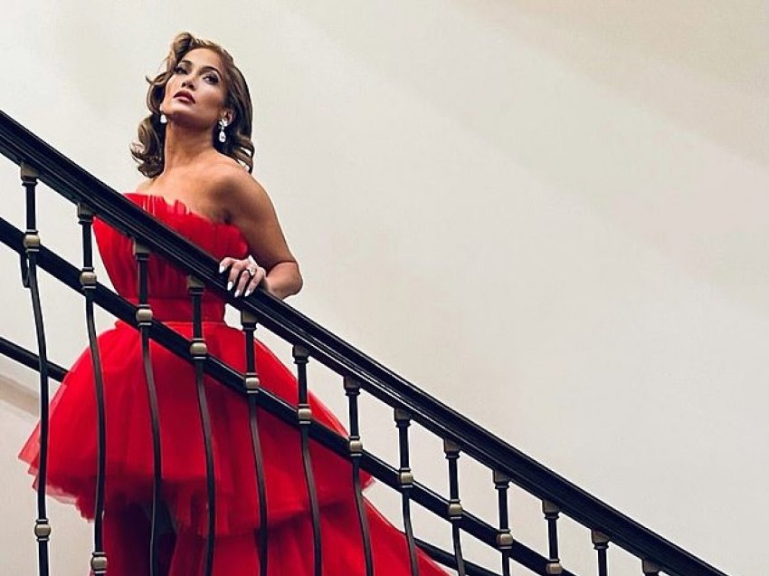 Jennifer Lopez si 'Cinderella' ua uron Krishtlindjet