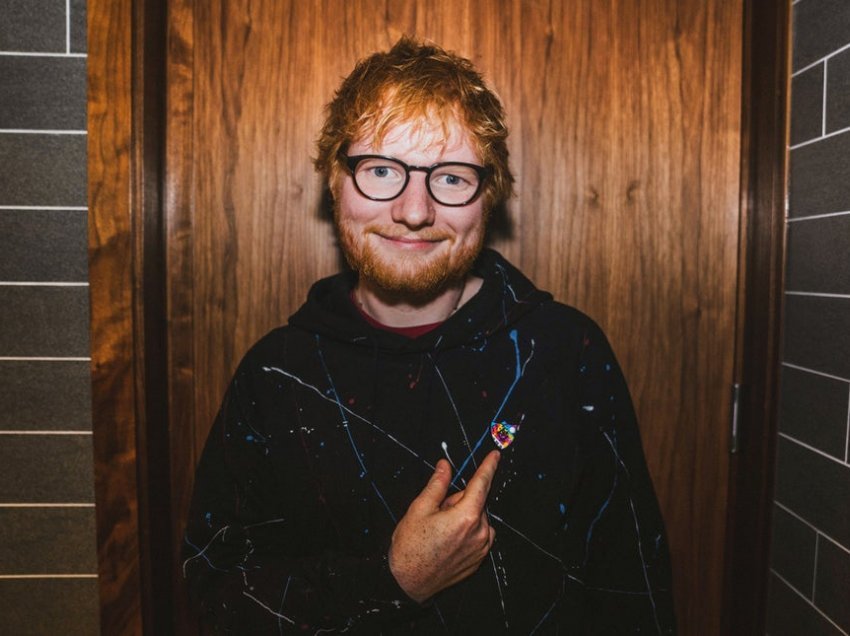 Pavarësisht se pauzoi nga muzika, Ed Sheeran fitoi 70 milionë funta vitin e kaluar