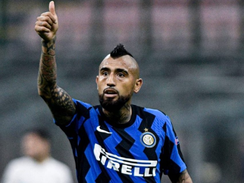 Vidal sqaron ‘bisedimet’ me Juventusin