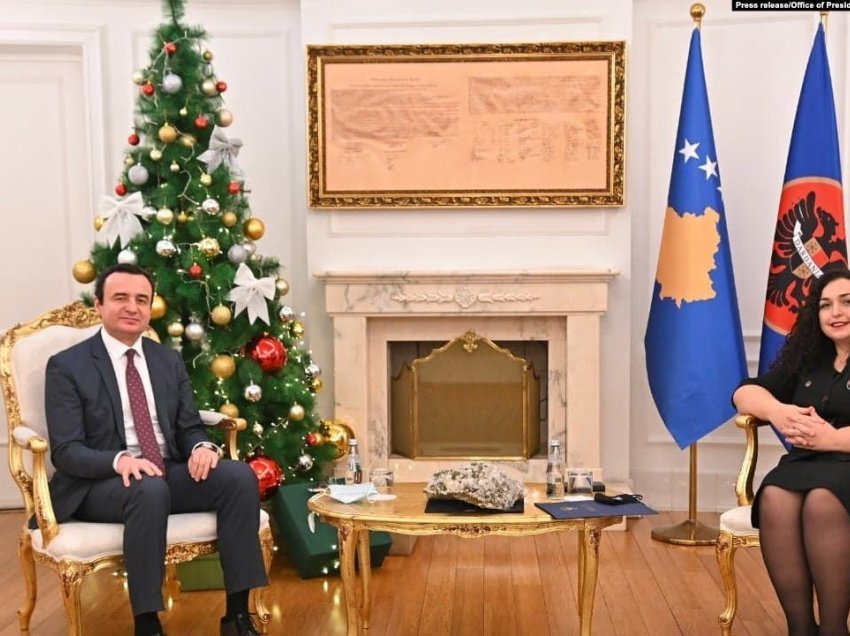 Skenari që e pret Kosovën: Ja deri kur Vjosa qëndron në Presidencë, ky është lajmi i keq për Albin Kurtin e VV-në