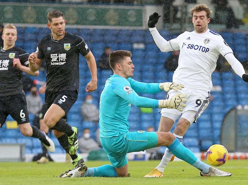 Shqiptari me Leeds-in triumfojnë ndaj Burnleyt