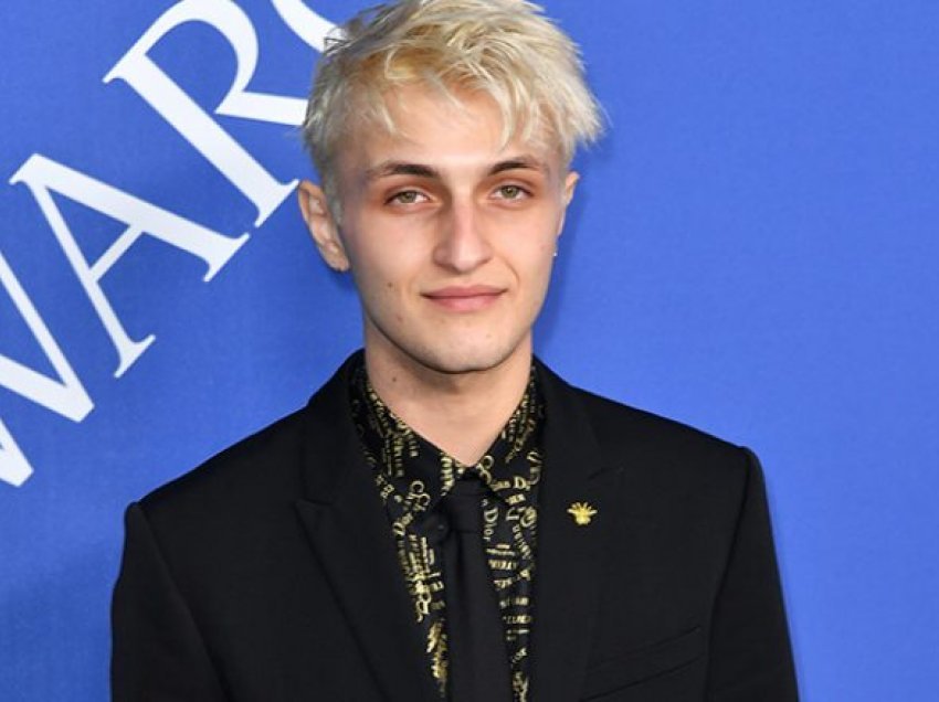 Anwar Hadid thotë se nuk do e marrë vaksinën kundër COVID-19