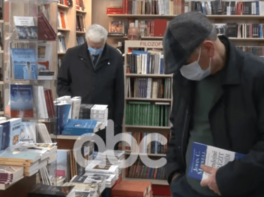 Pandemia rrit me 30% interesin për librin, ndër më të shiturit: Dashuri në kohërat e kolerës