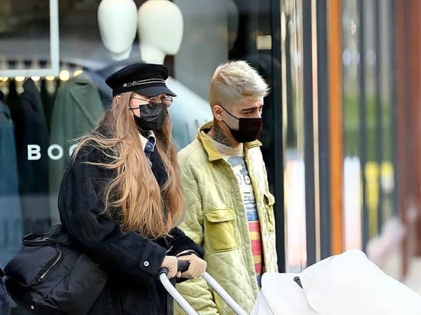 Gigi Hadid ndan foton e rrallë të Zayn me të bijën dhe të gjithë sytë zemra!