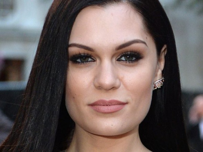 Jessie J diagnostikohet me sëmundjen e Meniere