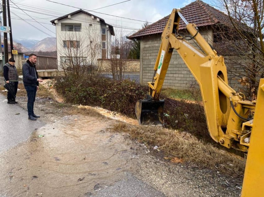 Moti i ligë në 48 orët e fundit, përmbyt fshatërat e lë pa rrymë banorët në Deçan 