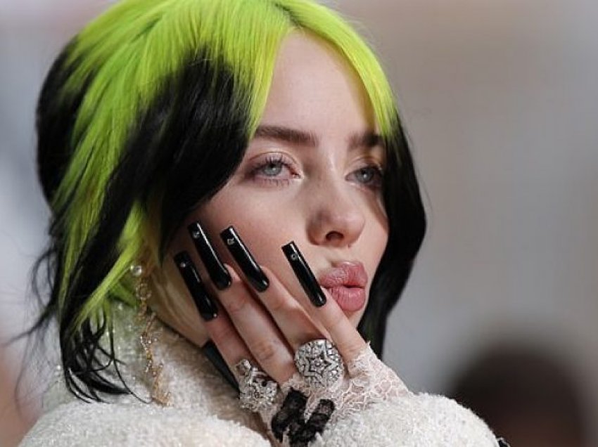 Billie Eilish humb mbi 100 mijë ndjekës në Instagram