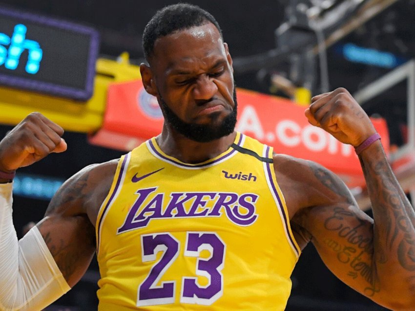 LeBron James shkruan historinë e NBA-së