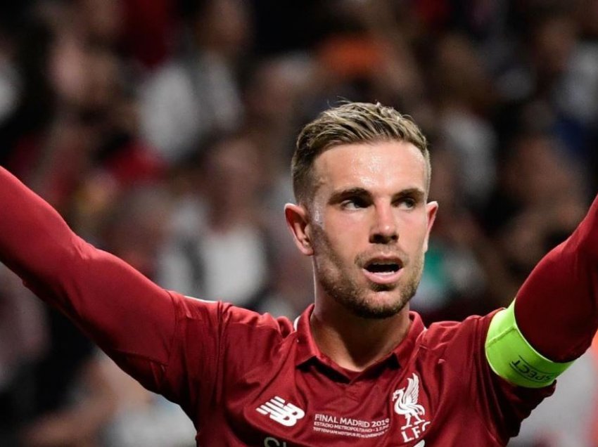 Klopp flet për rinovimin e kontratës me Henderson