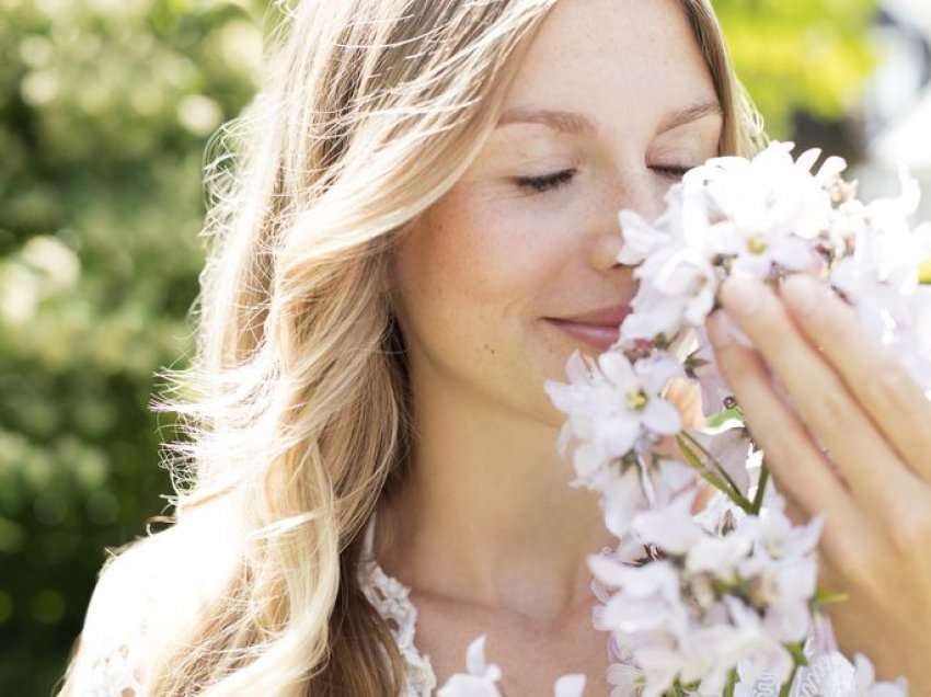 Cilat janë simptomat e para të menopauzës, si të kujdesemi