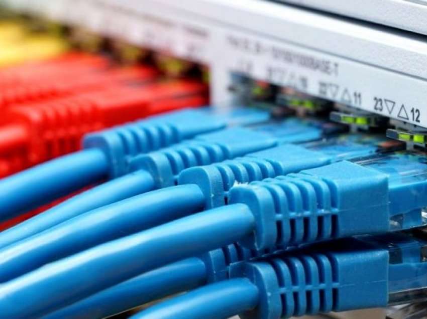 Serbia do të ndalojë përdorimin e profileve anonime në internet