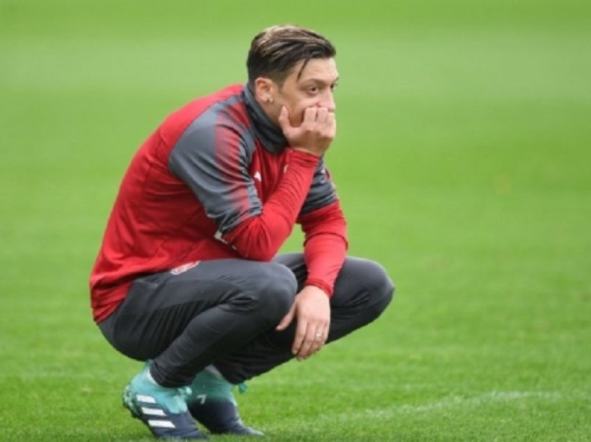 Wenger: Nuk është vështirë ta menaxhosh Ozil