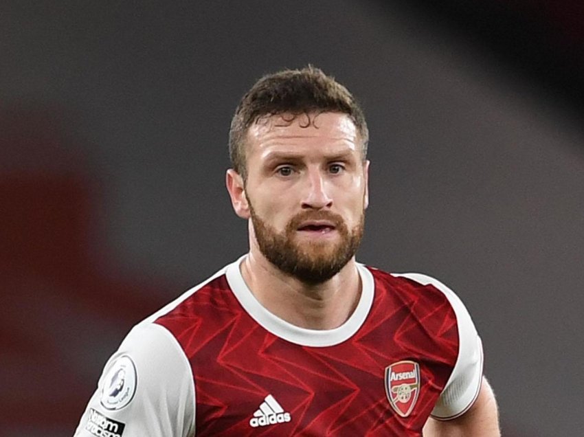 Shkodran Mustafi në bisedime me Arsenalin për të shkëputur kontratën