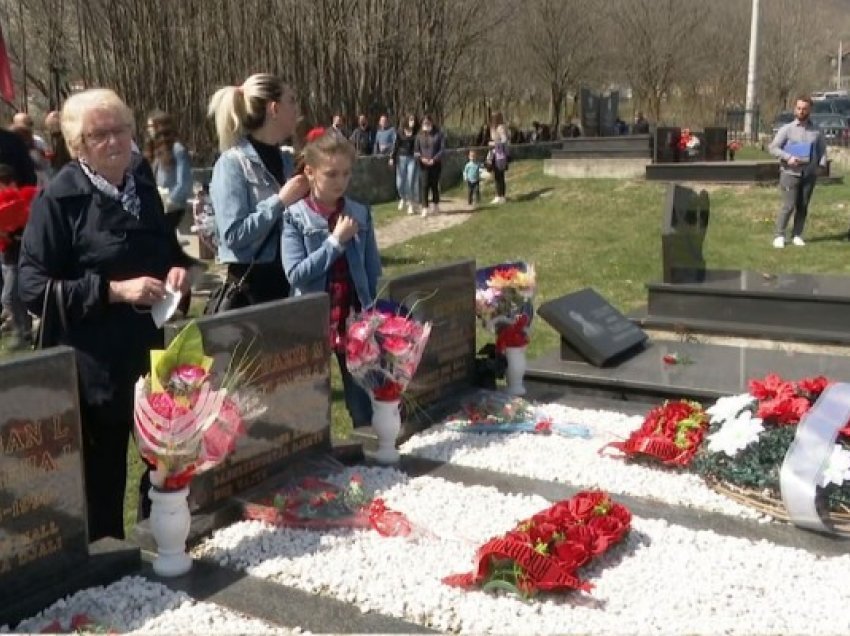 22 vite pas, familjarët vazhdojnë të kërkojnë drejtësi për masakrën e Lybeniqit