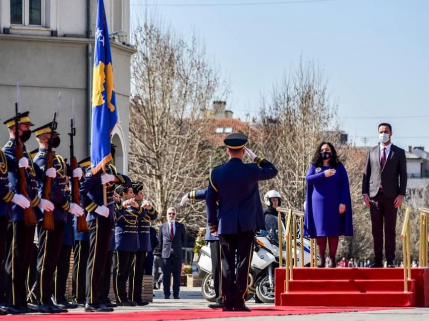 Momente historike, ja çfarë thotë Shasha për Vjosa Osmanin