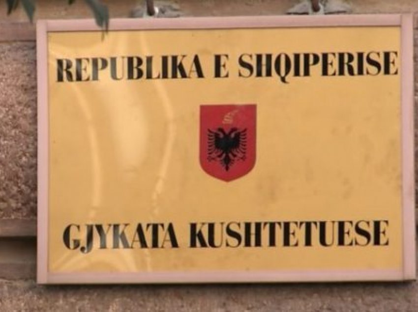 Shtyhet sërish seanca në Gjykatën Kushtetuese për Zef Hilën