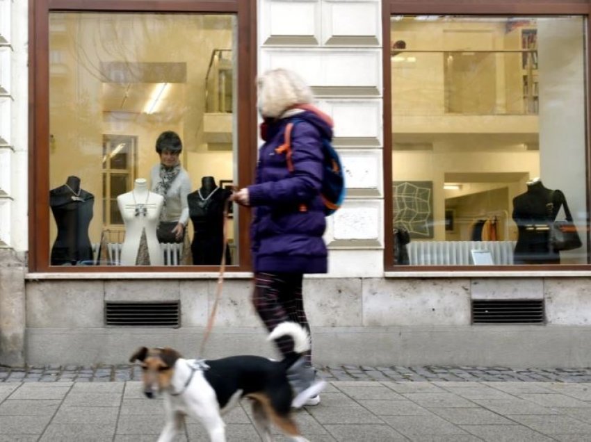 Hungaria lehtëson masat kufizuese, pavarësisht rritjes së numrit të viktimave