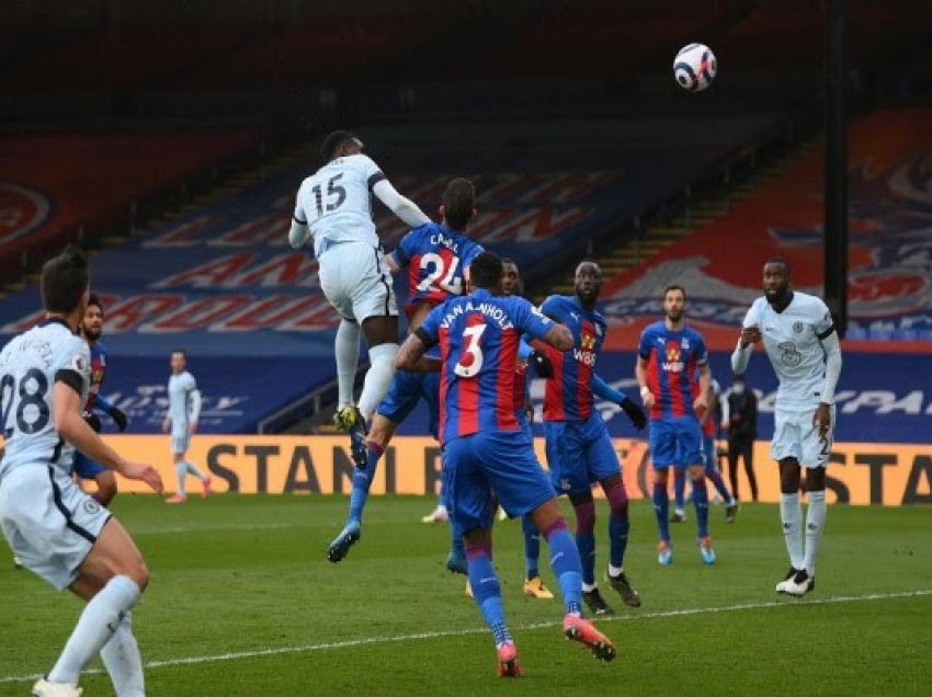 ​Mbyllet pjesa e parë, Chelsea avancon bindshëm kundër Crystal Palace