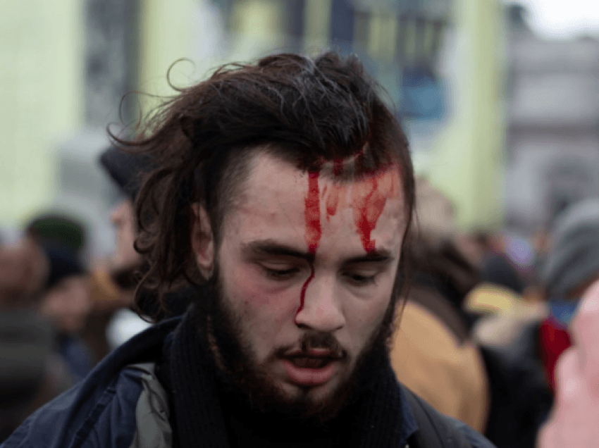 Studentët rusë paguajnë çmim të shtrenjtë për protestat politike