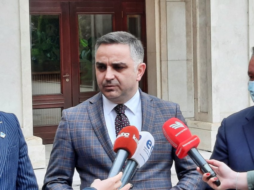 Tahiri: Qeveria të punojë me të gjitha kapacitetet për të siguruar vaksinimin masiv të qytetarëve