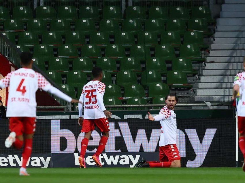 Rashica me Werderin zhgënjejnë