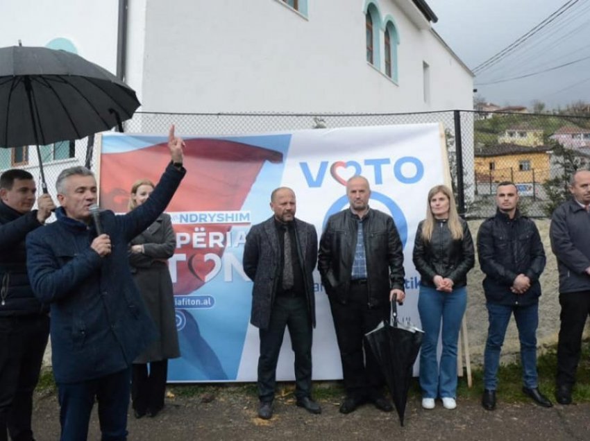 Kandidati zbulon fakte të reja të blerjeve të votave: Në 3 të natës tentuan të shpërndanin para