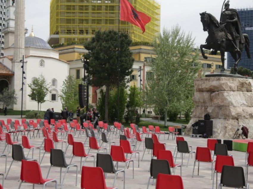 Rama ka paralajmëruar dalje publike në orën 18:00/ Sheshi “Skënderbej” vishet kuqezi