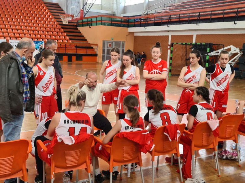 Junior 06 shënon fitore bindëse ndaj KBF United Basketboll 